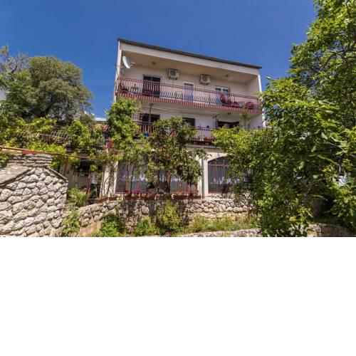 Apartments Raif
