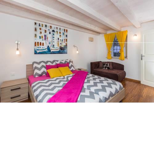 Apartments & Rooms Kerigma