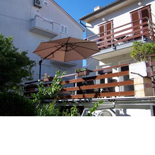 Apartments Šestan