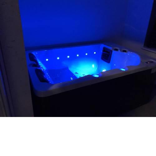 Apartments Tonkita with jacuzzi