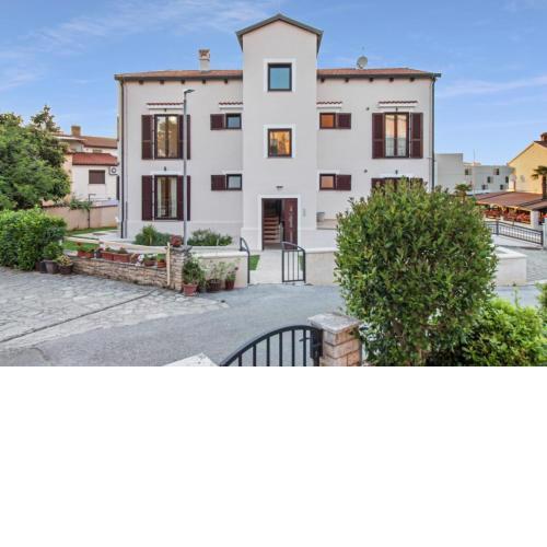 APARTMENTS VILA ALBA
