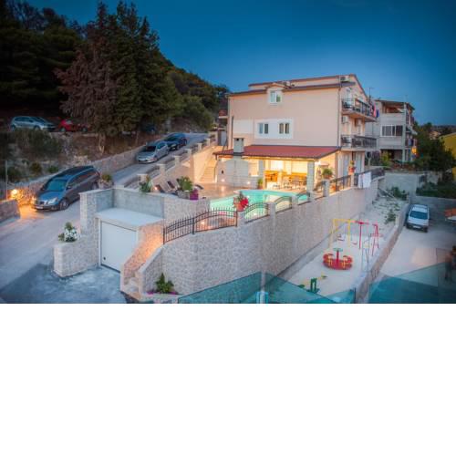 Apartments Villa Matea