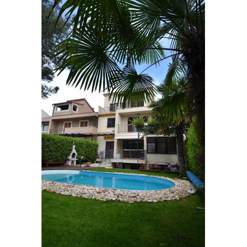 Apartments Villa Rossella 3