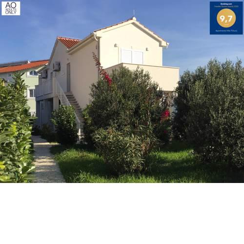 Apartments Villa Tribunj