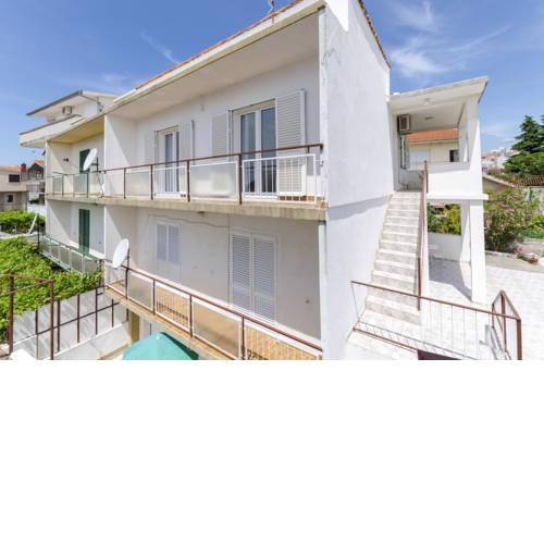 Apartments Visnja