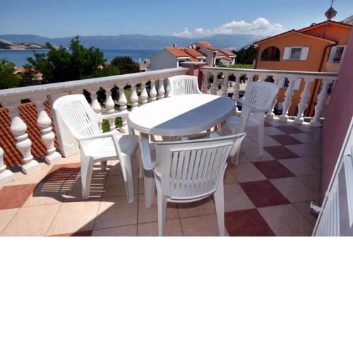 Apartments with a parking space Baska, Krk - 5450