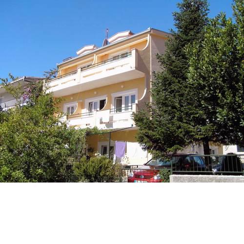 Apartments with a parking space Baska Voda, Makarska - 2709