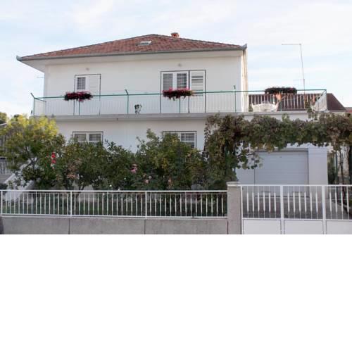 Apartments with a parking space Biograd na Moru, Biograd - 5833