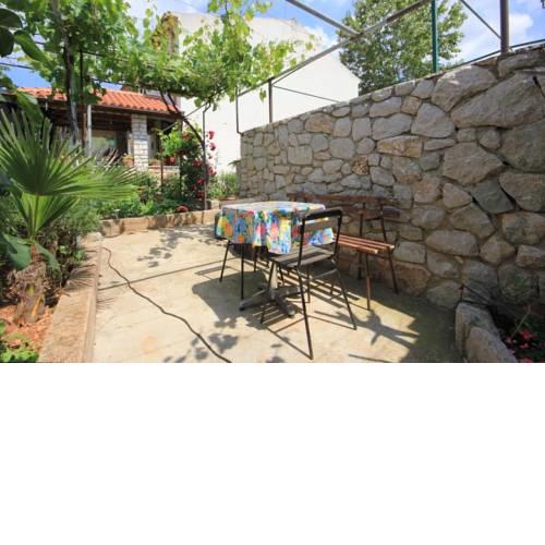 Apartments with a parking space Cres - 7984