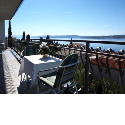 Apartments with a parking space Crikvenica - 5555