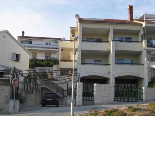 Apartments with a parking space Hvar - 15039
