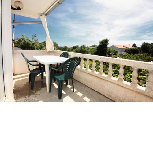Apartments with a parking space Kampor, Rab - 5014