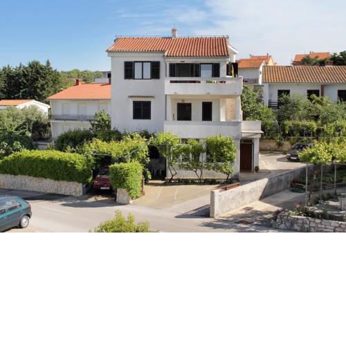Apartments with a parking space Krk - 5327