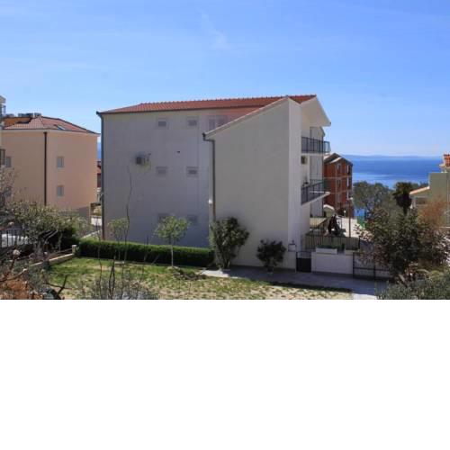 Apartments with a parking space Nemira, Omis - 4652