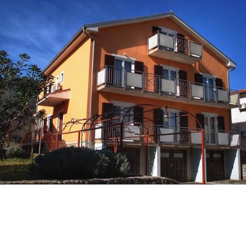 Apartments with a parking space Nerezine, Losinj - 14542