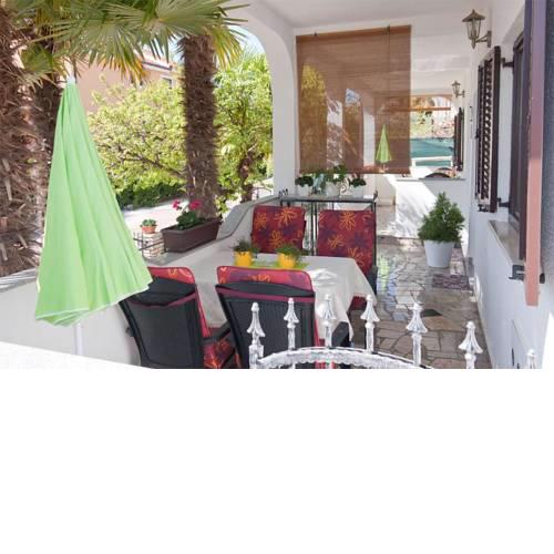 Apartments with a parking space Novigrad - 2536