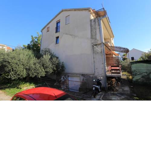 Apartments with a parking space Okrug Gornji, Ciovo - 1075