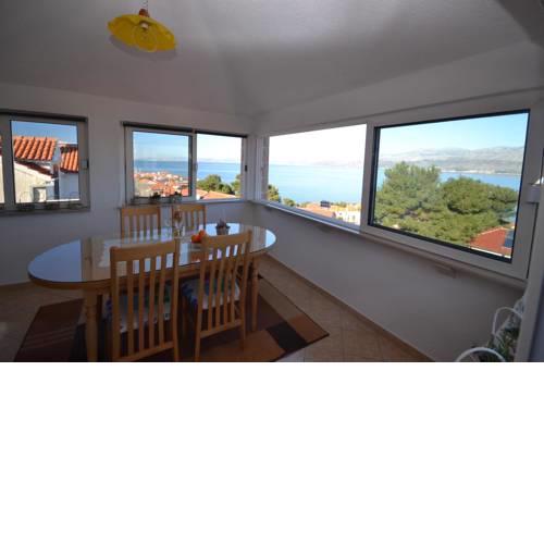 Apartments with a parking space Postira, Brac - 2910
