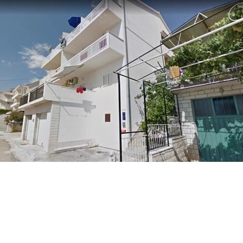 Apartments with a parking space Seget Donji, Trogir - 18144