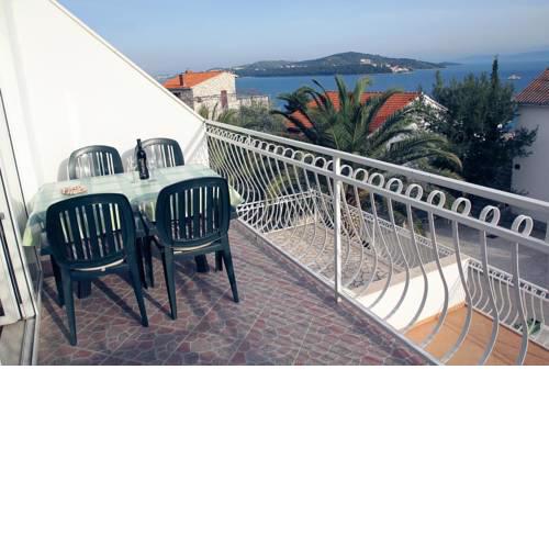 Apartments with a parking space Seget Vranjica, Trogir - 11561