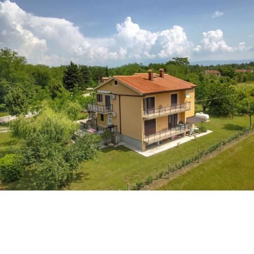 Apartments with a parking space Sumber, Central Istria - Sredisnja Istra - 7175