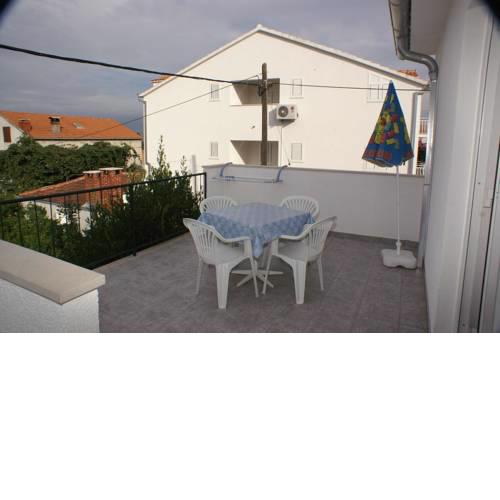 Apartments with a parking space Supetar, Brac - 2856