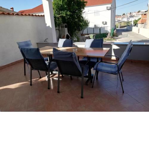 Apartments with a parking space Tribunj, Vodice - 16120