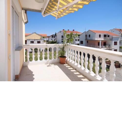 Apartments with a parking space Vodice - 4172