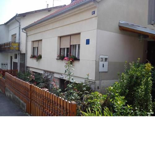 Apartments with WiFi Daruvar, Bjelovarska - 17093