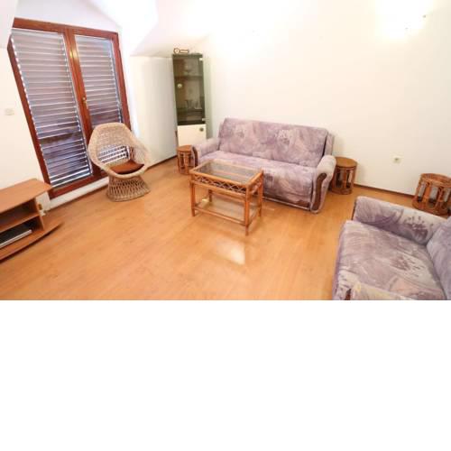 Apartments with WiFi Makarska - 17906