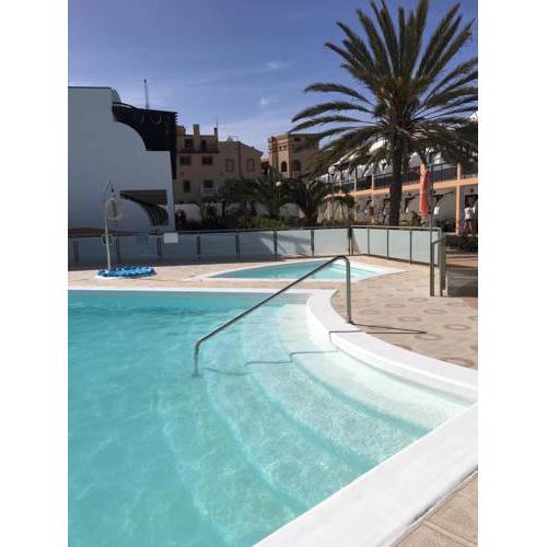 Appartamento Light Blue , Fronte Piscina ,Wifi , Fuerteventura