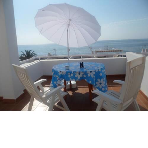 Appartement direct aan zee