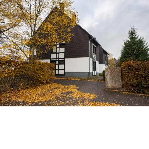 Appartement Dr. Suren-Strasse 13-4