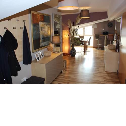 Appartement mit Balkon