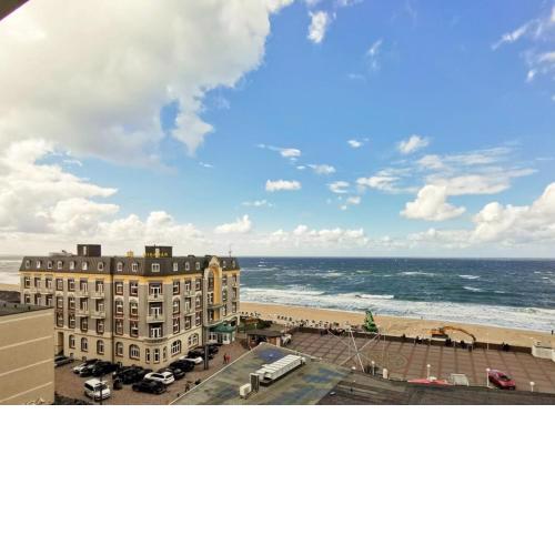 Appartement mit Meerblick und Balkon