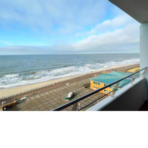 Appartement mit Meerblick und Balkon