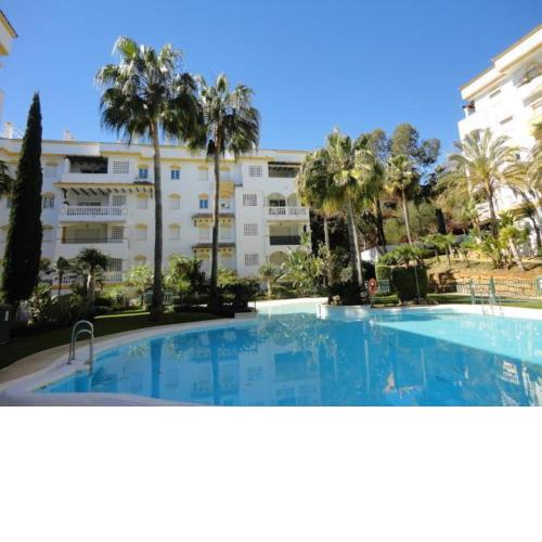 APPARTEMENT NEAR HOTEL NH MARBELLA