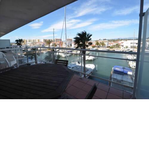 APPARTEMENT VUE CANAL AVEC PISCINE 228