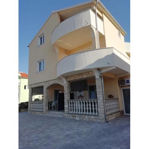 Appartment L+H