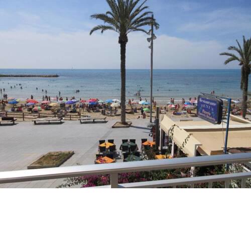 Aprtment front of the sea, El Cura beach