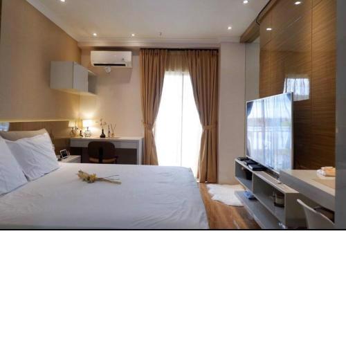 Apt Signature Park Studio with pool & Netflix