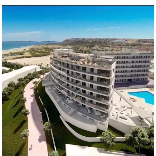 Apto. frente al mar con excelentes vistas-piscina