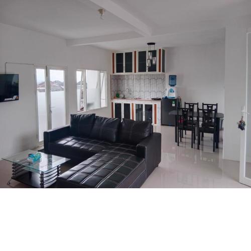 APUT VILLA RESIDENCE MUTIARA B7