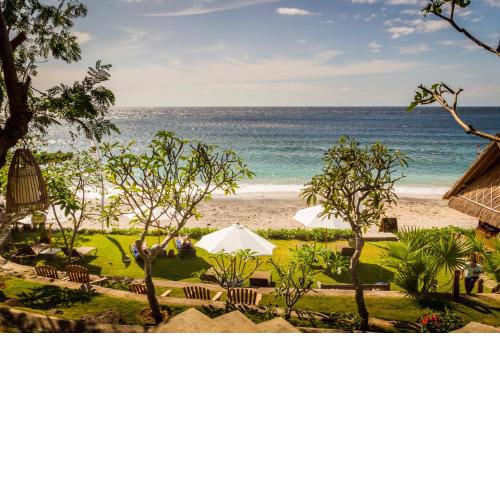 Aquamarine Beach Villas