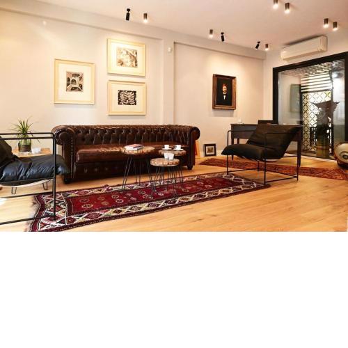 Architect's Art House right on Taksim Square