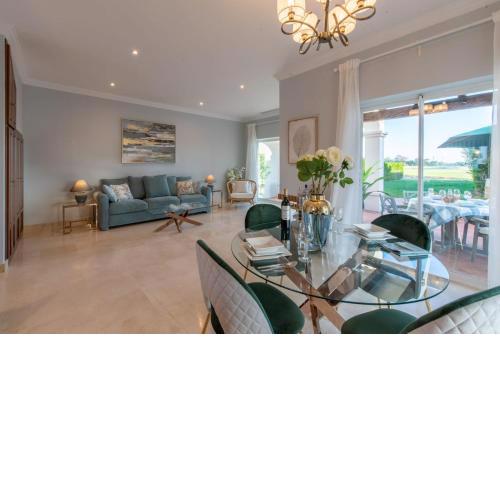 Arcos Gardens - The Townhouse - Luxury Accommodation