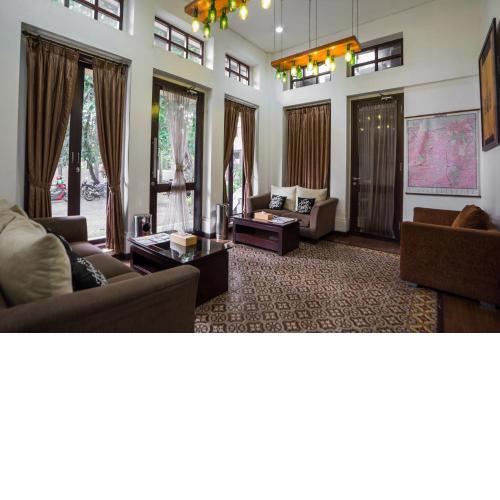 ARCS House Menteng by Jambuluwuk