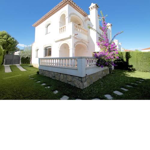 ARENDA Pino Alto Holiday Home Masia 1