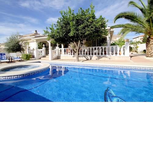 ARENDA Pino Alto Villa Lemon