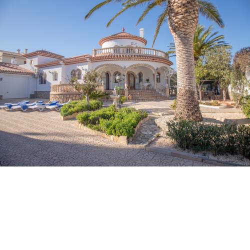 ARENDA Villa Nogal Pino Alto